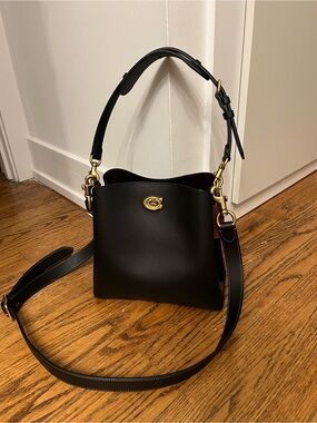 Coach mollie bucket bag 22
